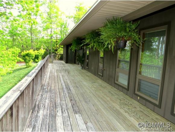 1370 Kentwood Lane - Photo 11