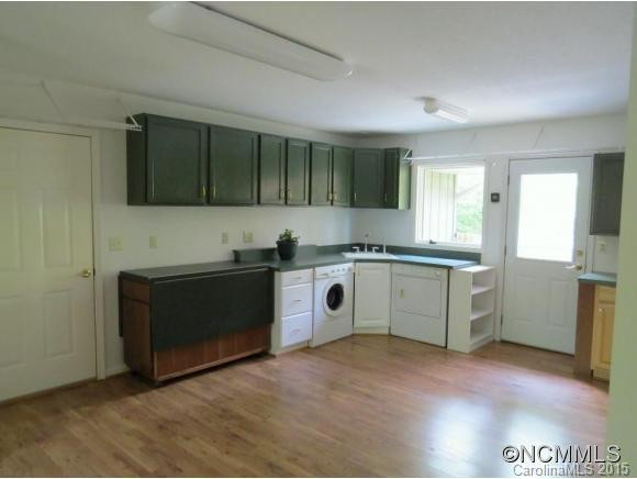 1370 Kentwood Lane - Photo 19