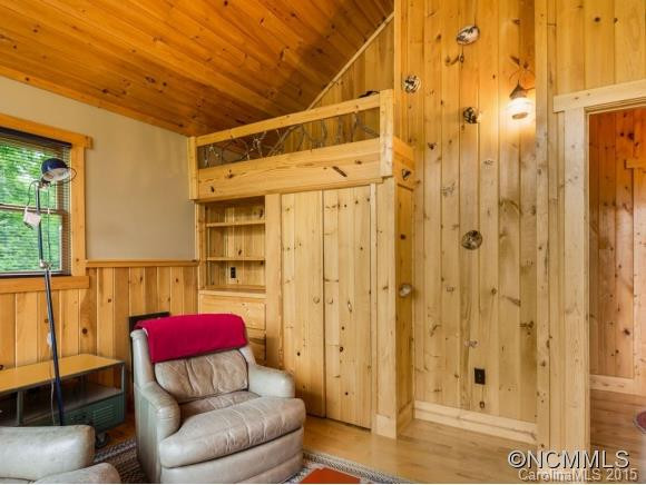 330 Seton Road - Photo 13