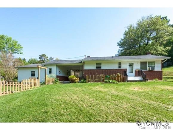 11 Joan Way