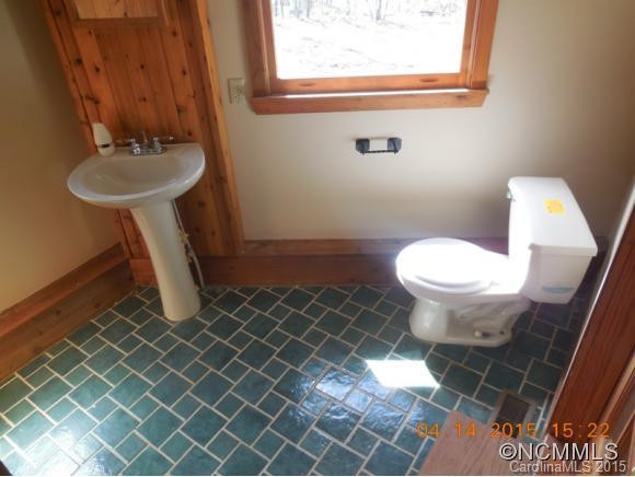 1616 Sugarloaf Mountain Road - Photo 18