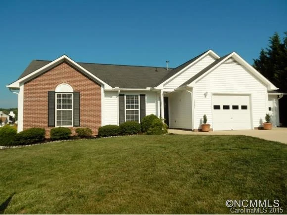 1201 PEBBLE LANE