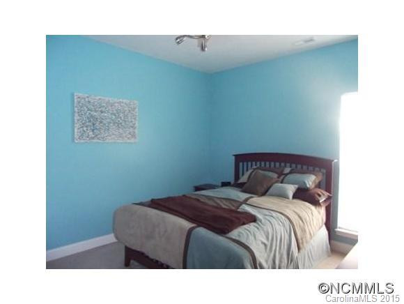4 Northside Terrace - Photo 12