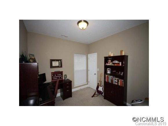 4 Northside Terrace - Photo 6