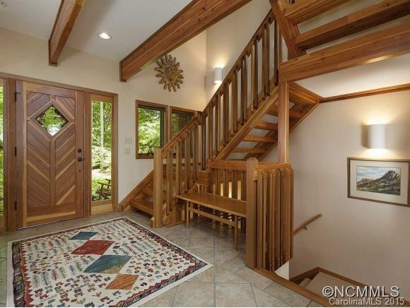 528 HAGEN DRIVE - Photo 3