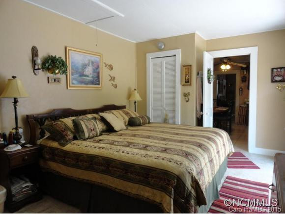 981 King Road - Photo 13