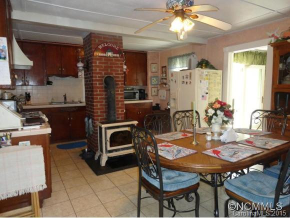 981 King Road - Photo 7