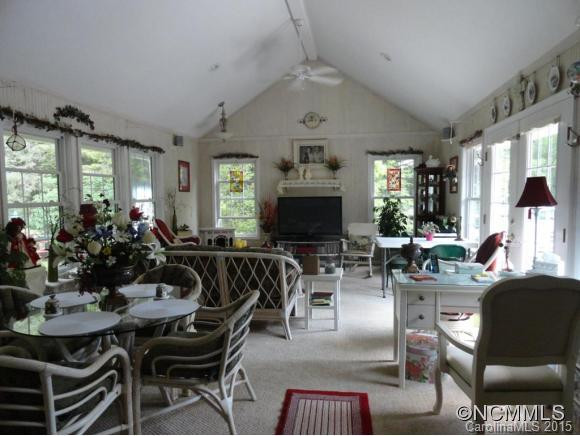 981 King Road - Photo 10