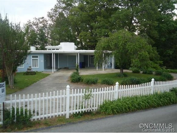105 East Probart