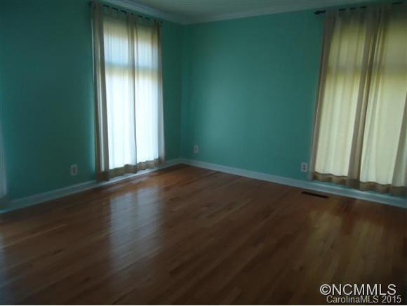 105 East Probart - Photo 12