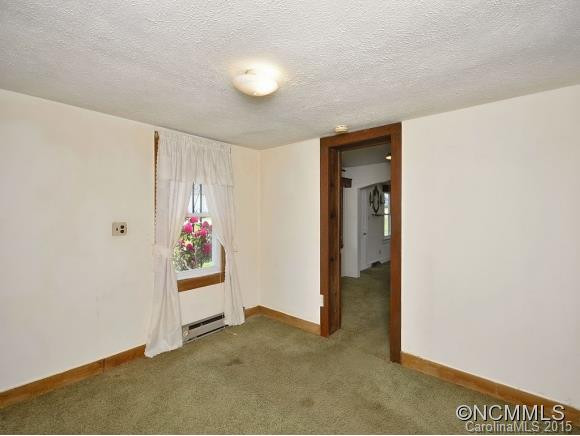 6261 OLD CLYDE ROAD - Photo 4