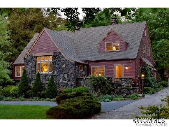 366 Lakeshore Drive