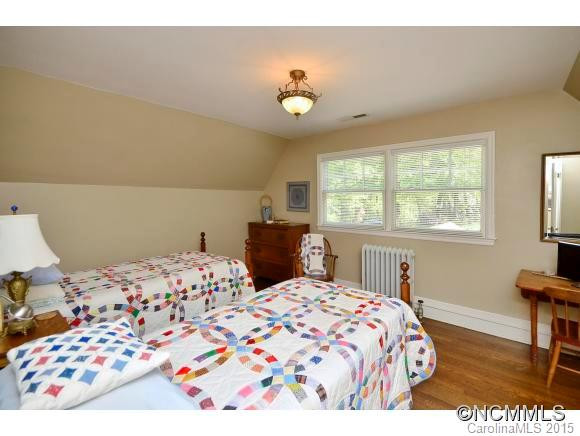366 Lakeshore Drive - Photo 14