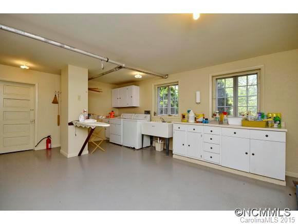 366 Lakeshore Drive - Photo 15