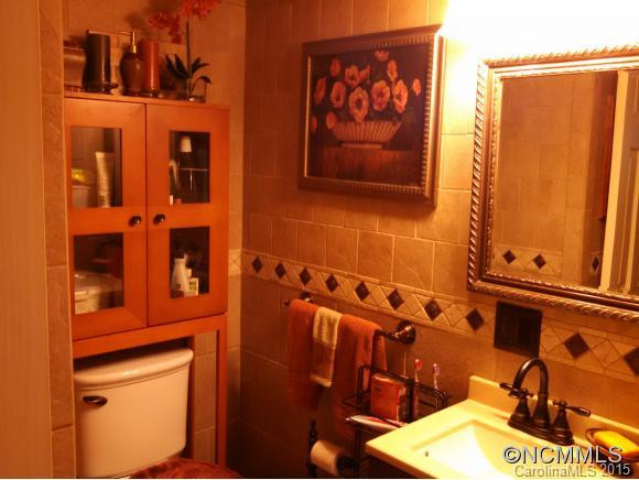 7081 Bearwallow Mountain Road - Photo 24