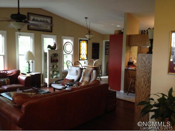 15 Conifer Court - Photo 6