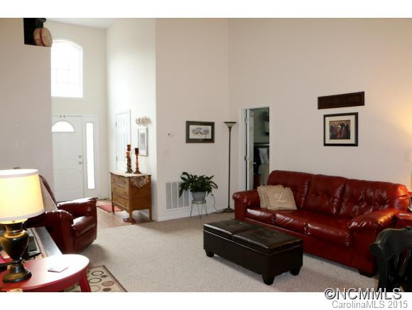 41 Woodcreek Road - Photo 3