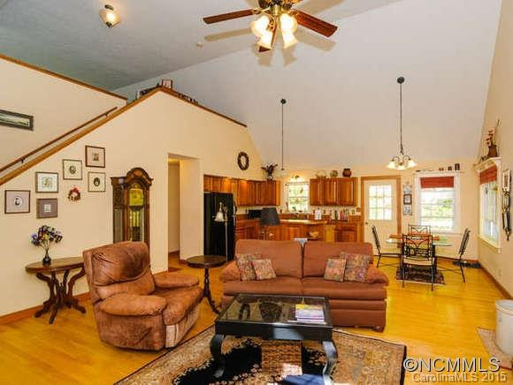 315 Forest Brook Drive - Photo 5