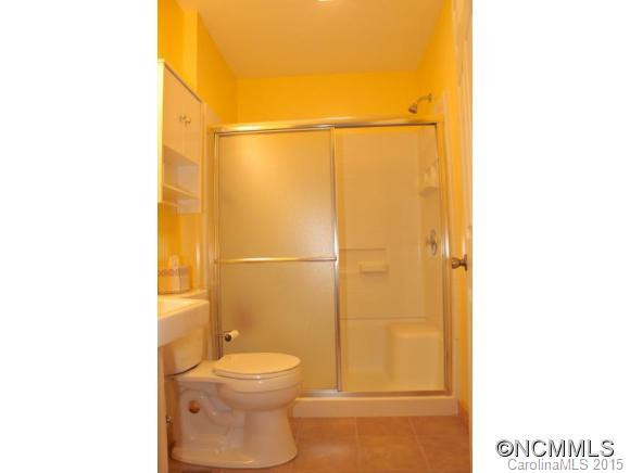 114 Woodstock Lane - Photo 11