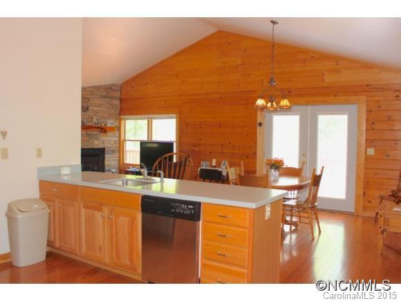 114 Woodstock Lane - Photo 6