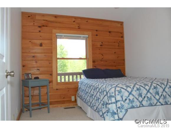 114 Woodstock Lane - Photo 9
