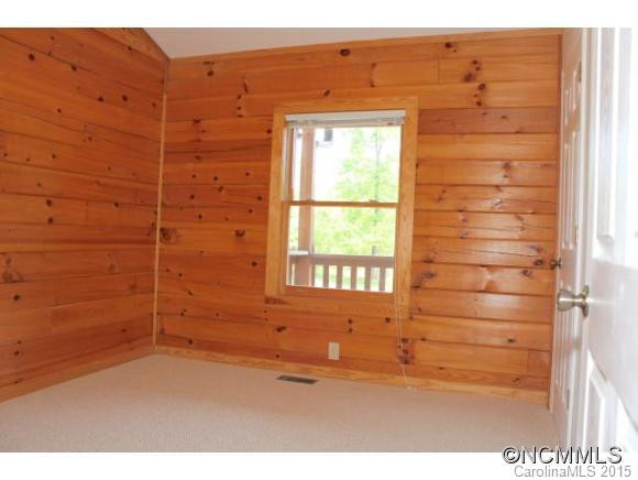114 Woodstock Lane - Photo 10