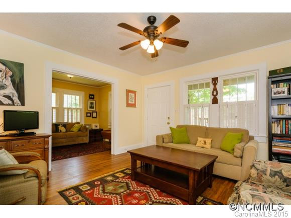 86 Montana Avenue - Photo 3