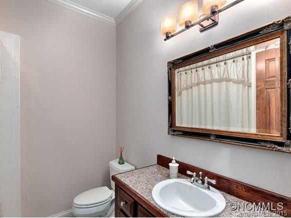 414 LAKESHORE DRIVE - Photo 13