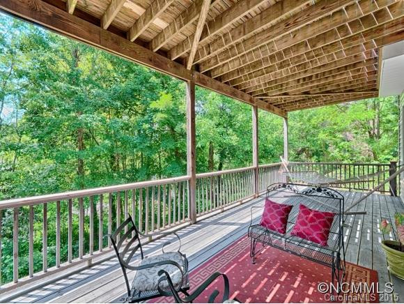 414 LAKESHORE DRIVE - Photo 23