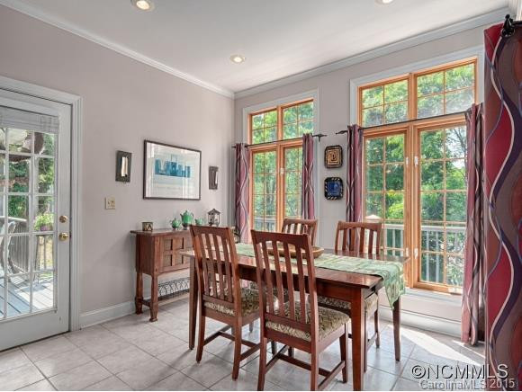 414 LAKESHORE DRIVE - Photo 4