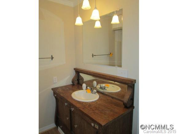 225 Hobson Branch Rd - Photo 16