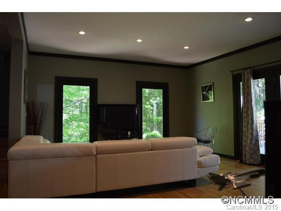 210 Westover Dr - Photo 3