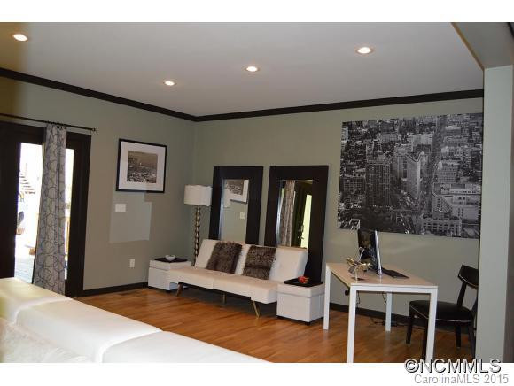 210 Westover Dr - Photo 4