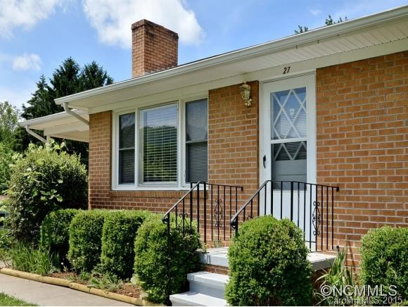 27 LOOKING GLASS LANE - Photo 13