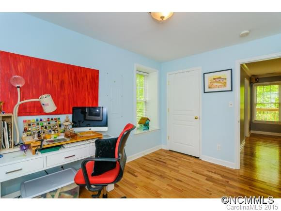 430 Riverview Drive - Photo 19