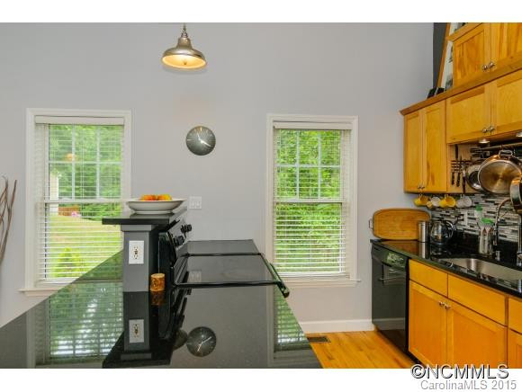 430 Riverview Drive - Photo 7