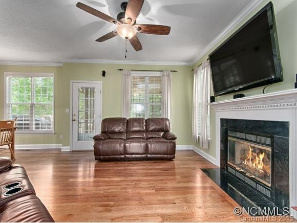 513 WINDSOR FOREST COURT - Photo 7