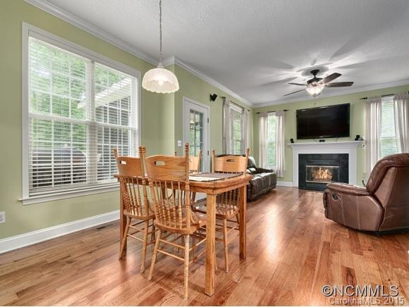 513 WINDSOR FOREST COURT - Photo 9