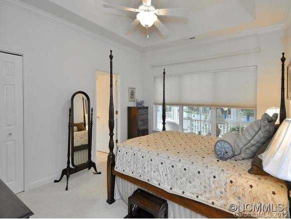 120 VICTORIA PARK DRIVE - Photo 12