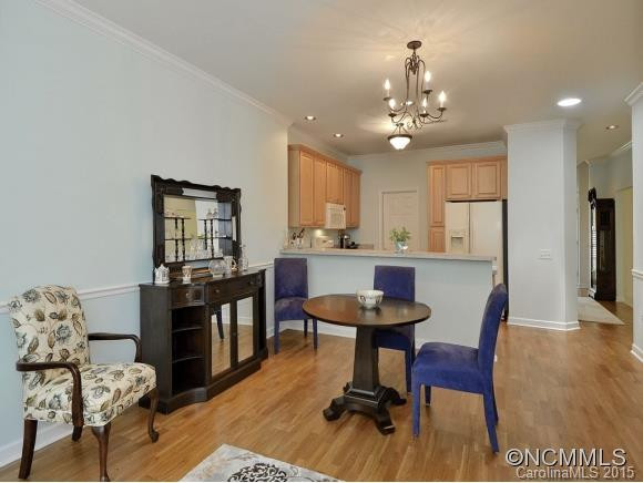 120 VICTORIA PARK DRIVE - Photo 4