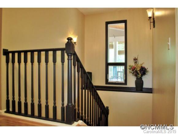 226 Hawthorn Drive - Photo 14