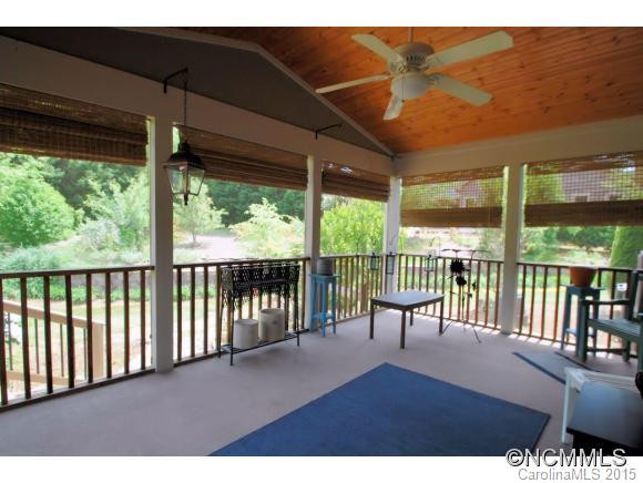 226 Hawthorn Drive - Photo 22