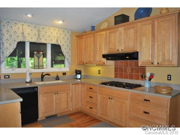 226 Hawthorn Drive - Photo 7