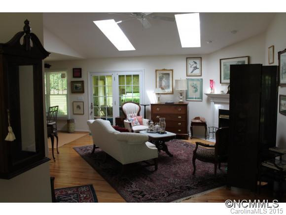 1705 Hummingbird Lane - Photo 2