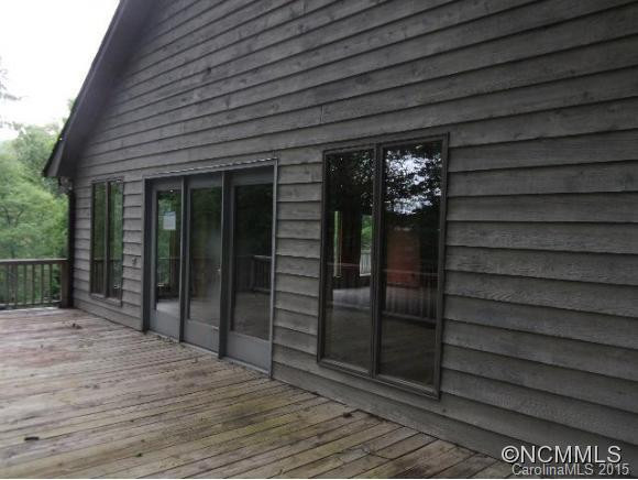 20 Parkview Dr - Photo 3