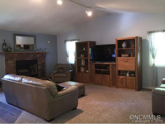 105 GOLDFINCH LANE - Photo 3