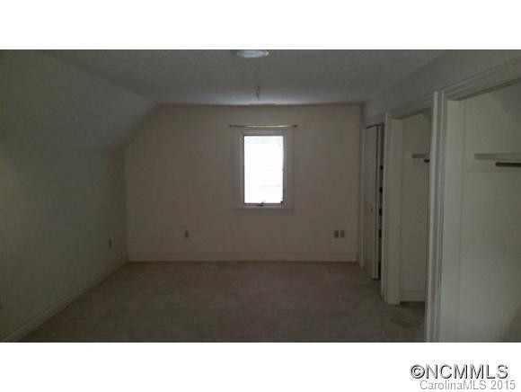 15 Tiverton Lane - Photo 12