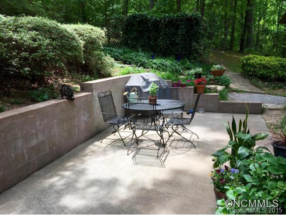817 Cemetery Road - Photo 8