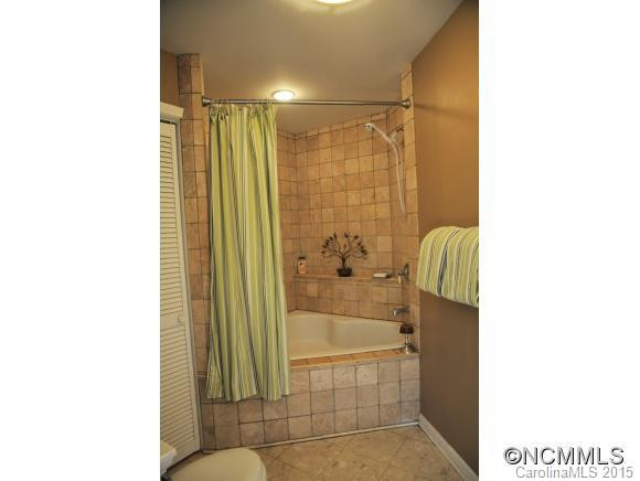 44 Pine Forest Drive - Photo 12