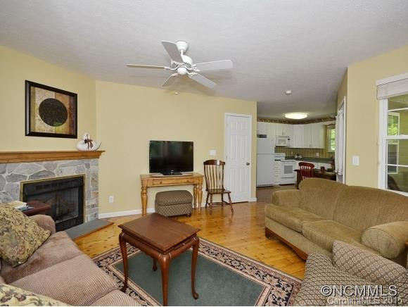 40 Trapper Lane - Photo 3